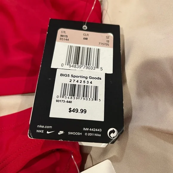 Brand new Nike two-piece bathing suit size 12 - Picture 3 of 5